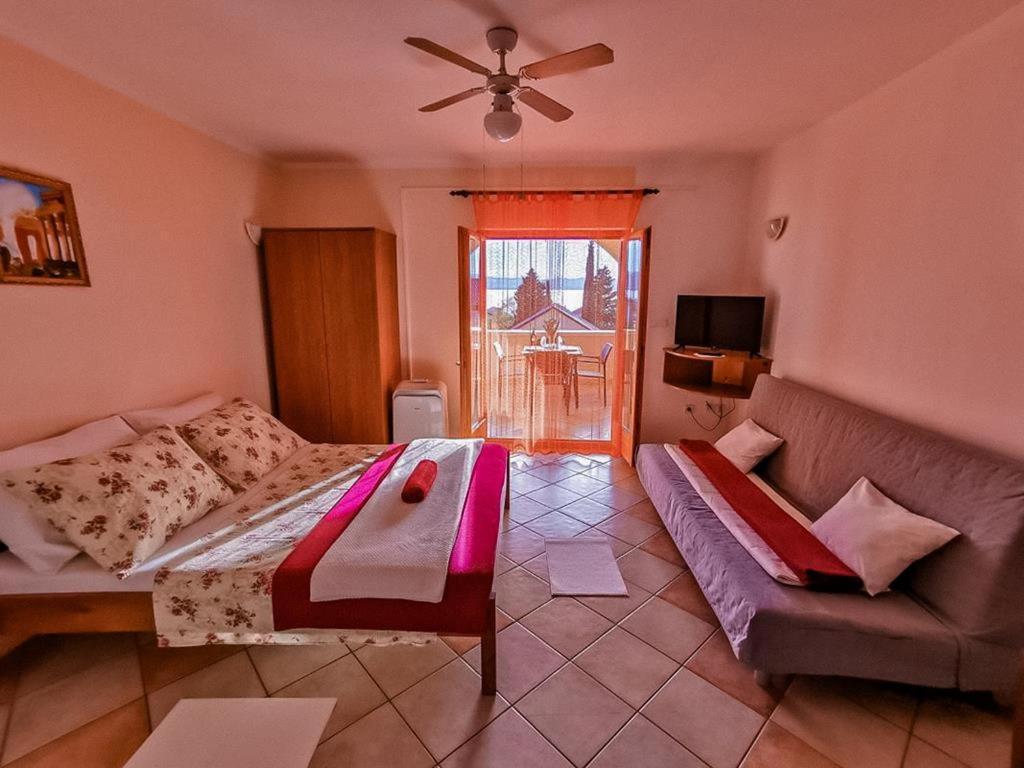 Apartments Rukelj Karlobag Zewnętrze zdjęcie