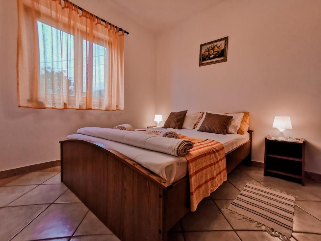 Apartments Rukelj Karlobag Zewnętrze zdjęcie